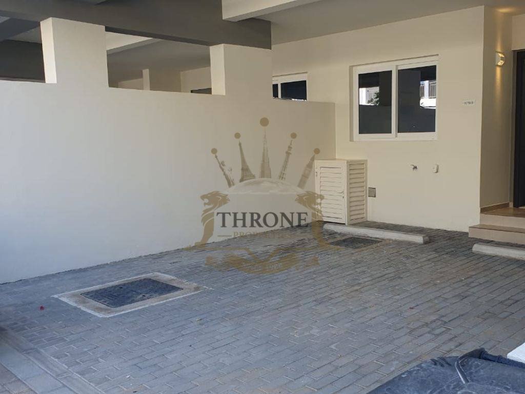 Townhouse in Damac Hills 2, Dubai, United Arab Emirates 1 - 18450861
