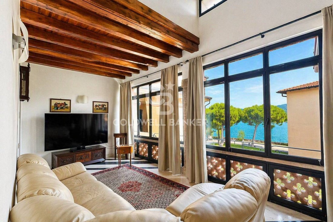 Apartment in Salo, Lombardy, Italy 1 - 18452187