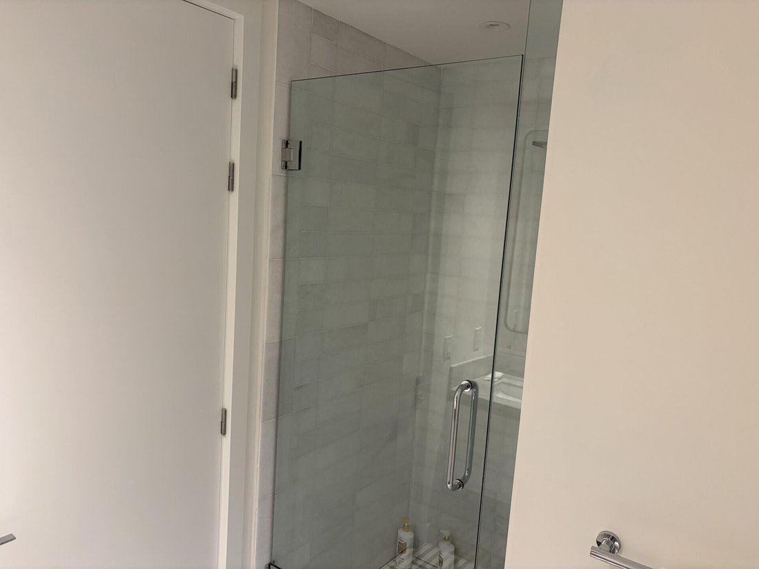 Condo in Miami, Florida, United States 3 - 18450237