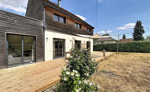 House in Arrondissement of Fontainebleau, Ile-de-France, France 1
