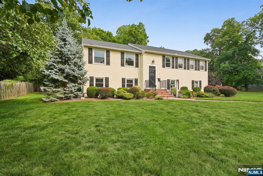 House in Livingston, New Jersey, United States 2 - 18450744