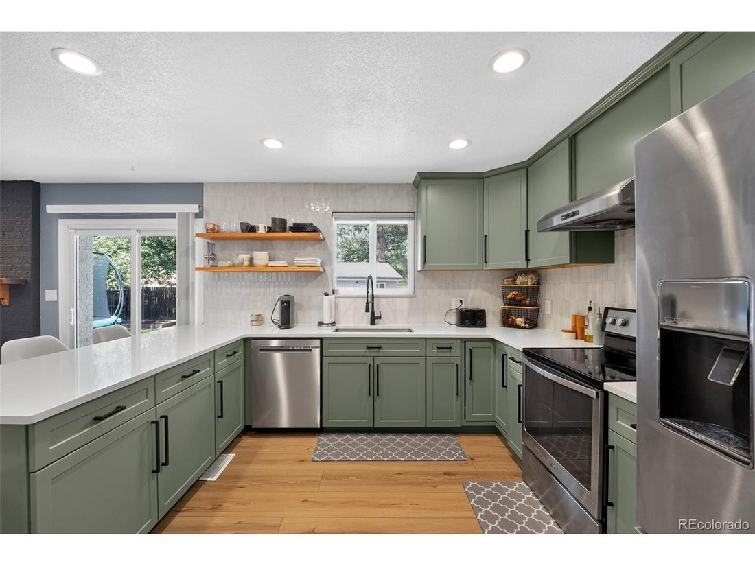 House in Lakewood, Colorado, United States 4 - 18446010