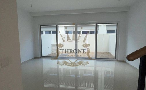 Townhouse in Damac Hills 2, Dubai, United Arab Emirates 1