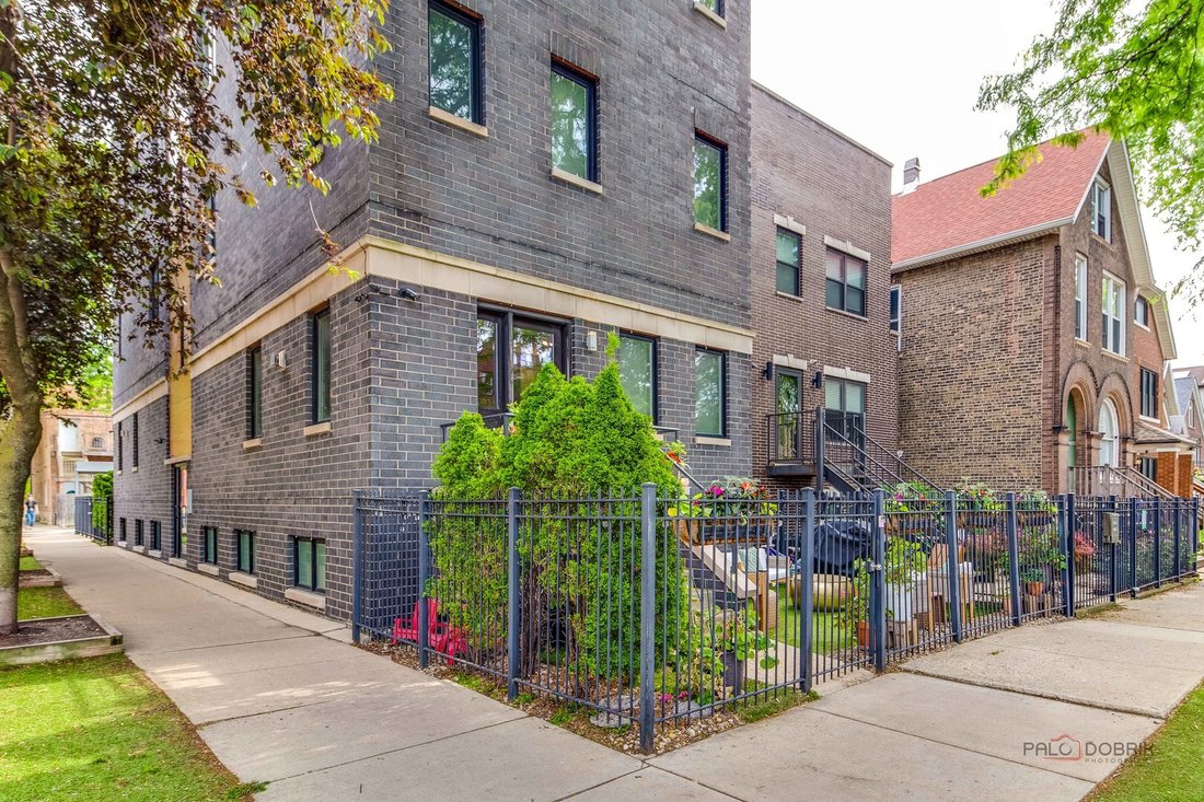 Condo in Chicago, Illinois, United States 1 - 18450682