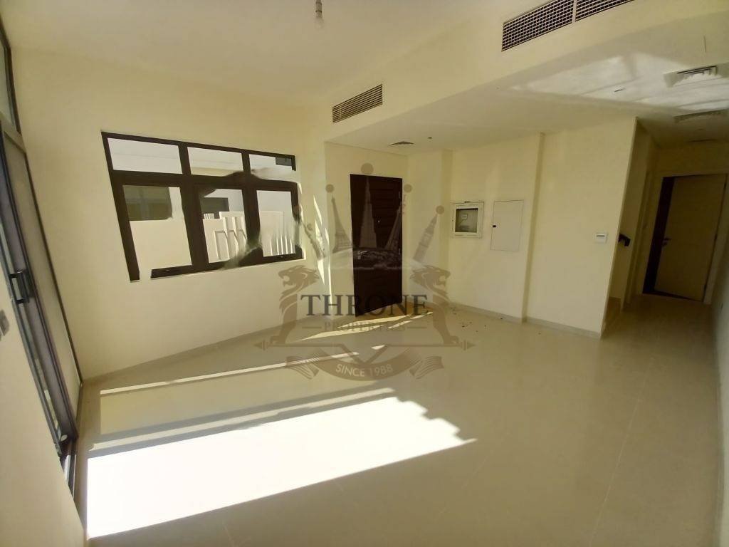 Townhouse in Damac Hills 2, Dubai, United Arab Emirates 1 - 18450437