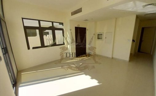 Townhouse in Damac Hills 2, Dubai, United Arab Emirates 1
