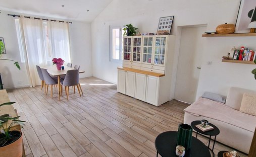 House in Les Indes les-Groulles, Mouans-Sartoux, France 1