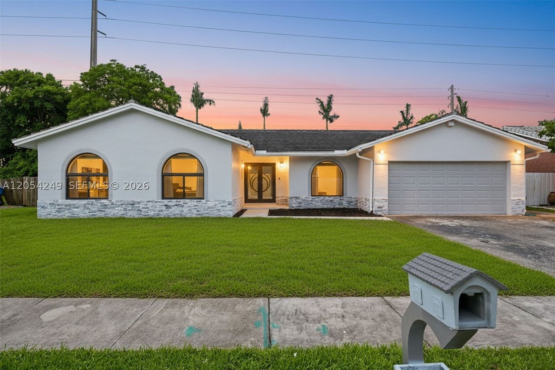 House in West Miami, Florida, United States 2 - 18449455
