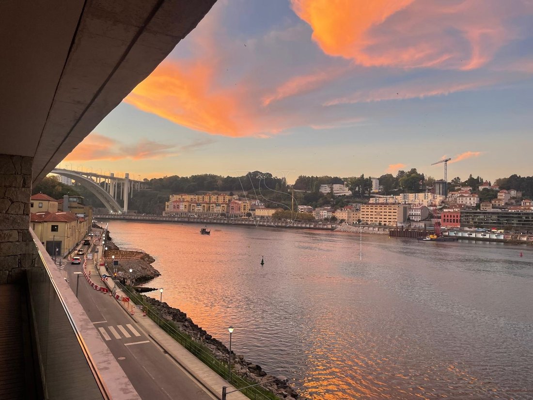 Apartment in Santa Marinha e Sao Pedro da Afurada, Porto District, Portugal 2 - 17473056