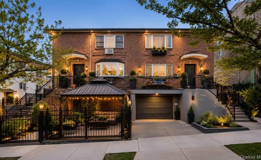 House in New York, New York, United States 1