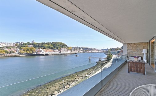 Apartment in Santa Marinha e Sao Pedro da Afurada, Porto District, Portugal 1