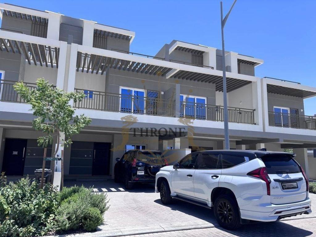 Townhouse in Damac Hills 2, Dubai, United Arab Emirates 1 - 18450039