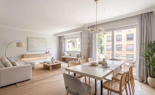 Apartment in Charles Laffitte, Neuilly-sur-Seine, France 1