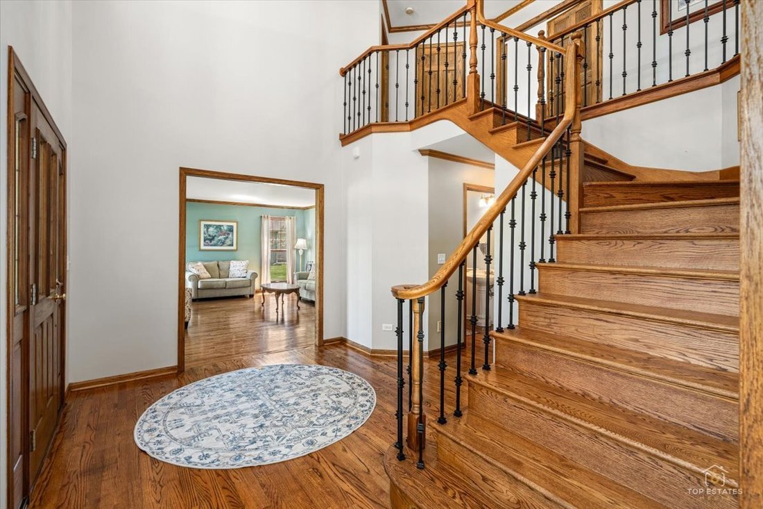 House in Fox Lake, Illinois, United States 4 - 18447102