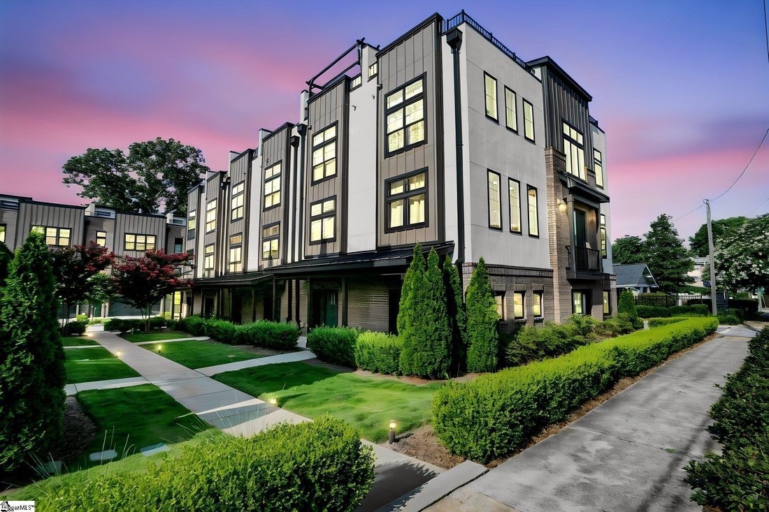 Townhouse in Greenville, South Carolina, United States 1 - 18446051