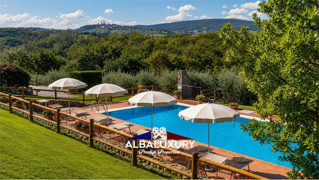 Villa in San Gimignano, Tuscany, Italy 2 - 15347285