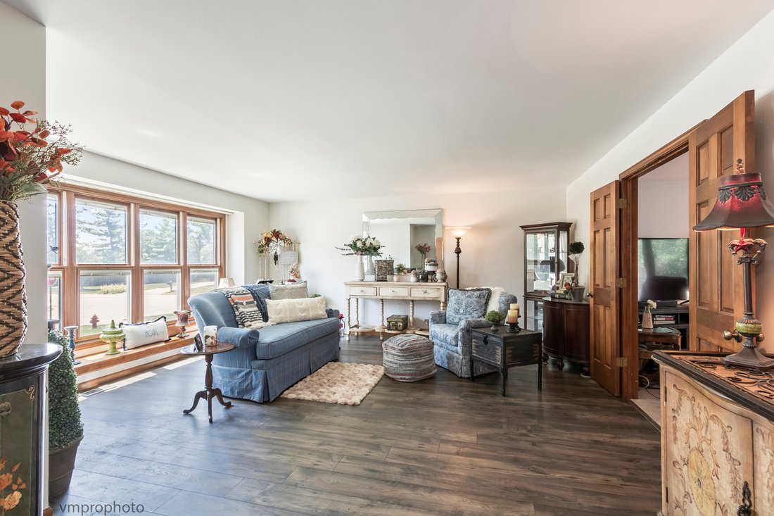 House in Hoffman Estates, Illinois, United States 4 - 18447138