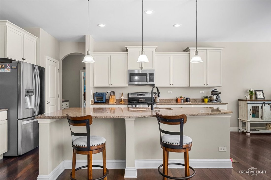 House in Oswego, Illinois, United States 4 - 18450710