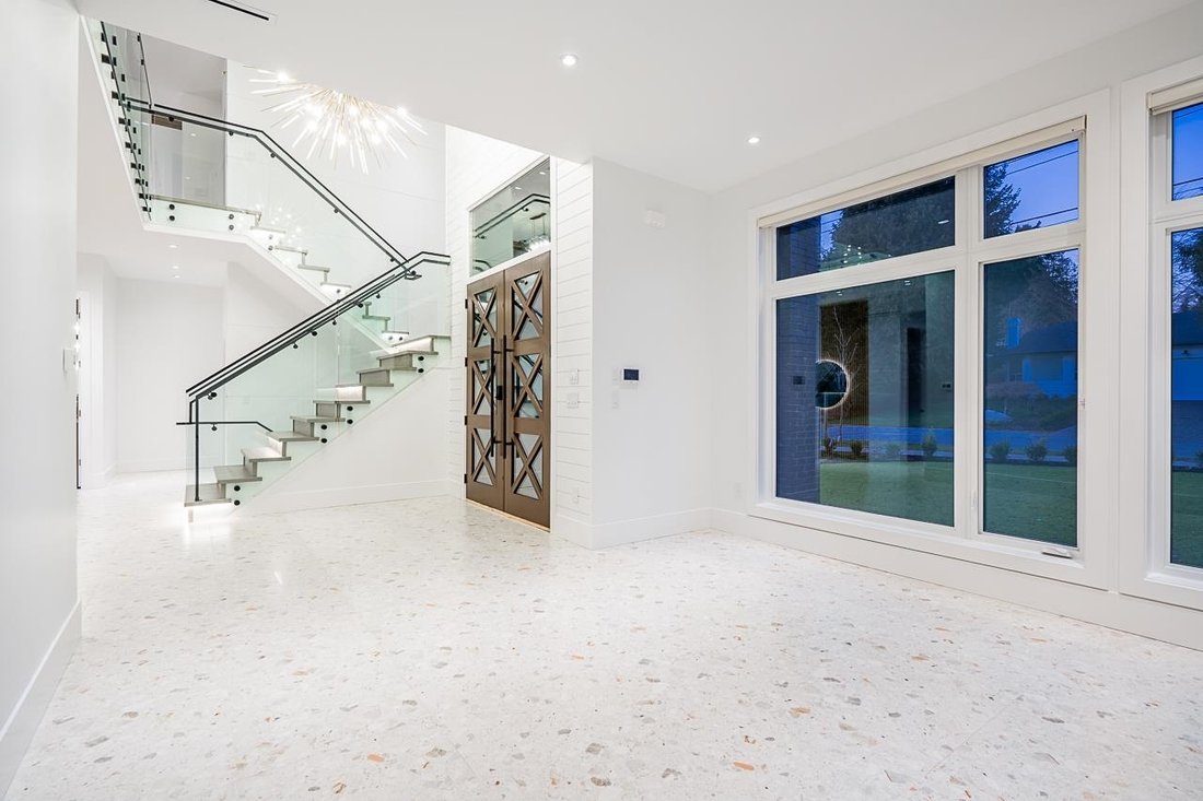 House in Surrey, British Columbia, Canada 5 - 18452362