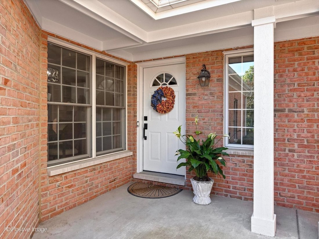 Townhouse in Glen Ellyn, Illinois, United States 1 - 18447139