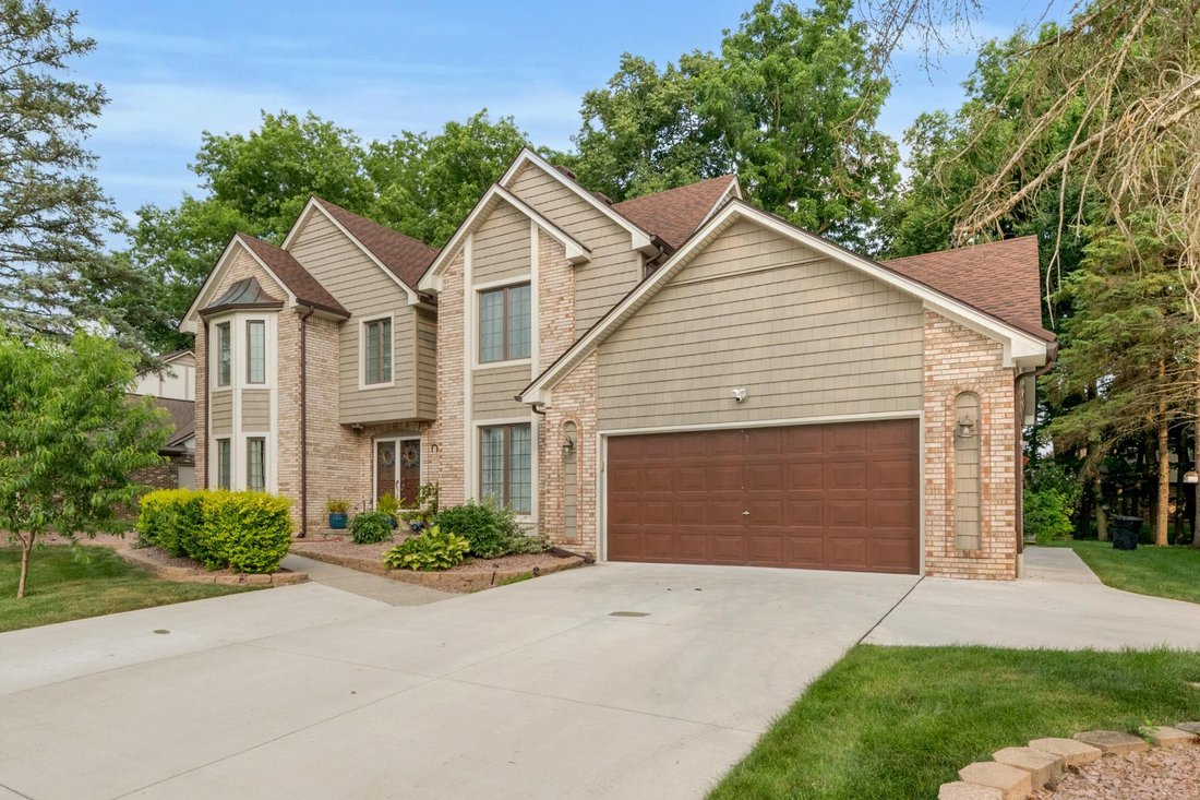 House in Farmington Hills, Michigan, United States 1 - 18447881