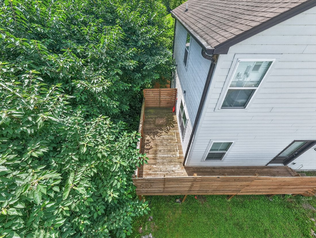 Co Op in Nashville, Tennessee, United States 5 - 18425572