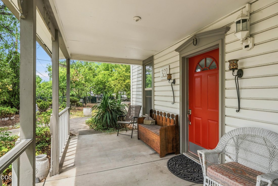 House in Medford, Oregon, United States 4 - 18446482