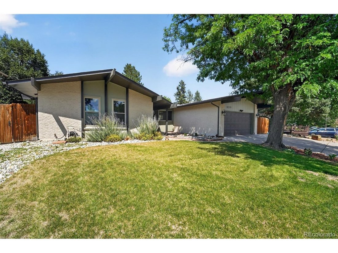 House in Lakewood, Colorado, United States 2 - 18446010
