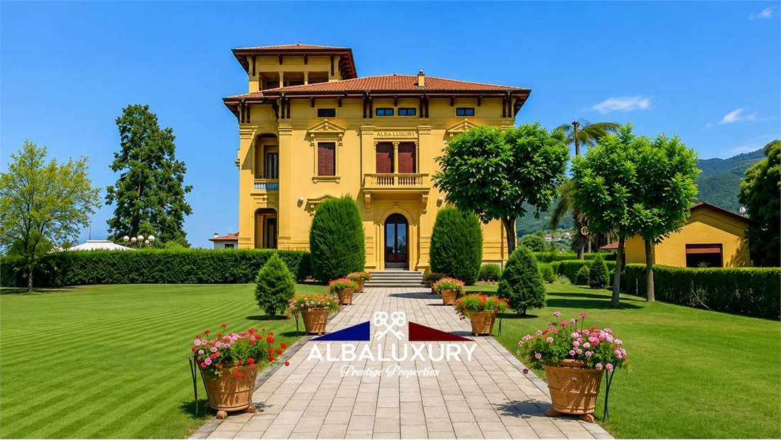 Villa in Barga, Tuscany, Italy 1 - 15347287