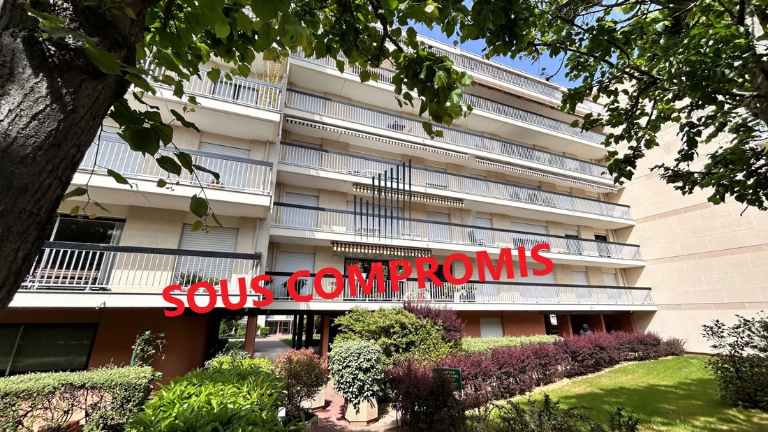 Apartment in Buzenval, Rueil-Malmaison, France 1 - 18101811