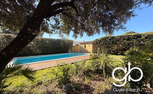 Villa in Saint-Hilaire-de-Beauvoir, Occitania, France 1