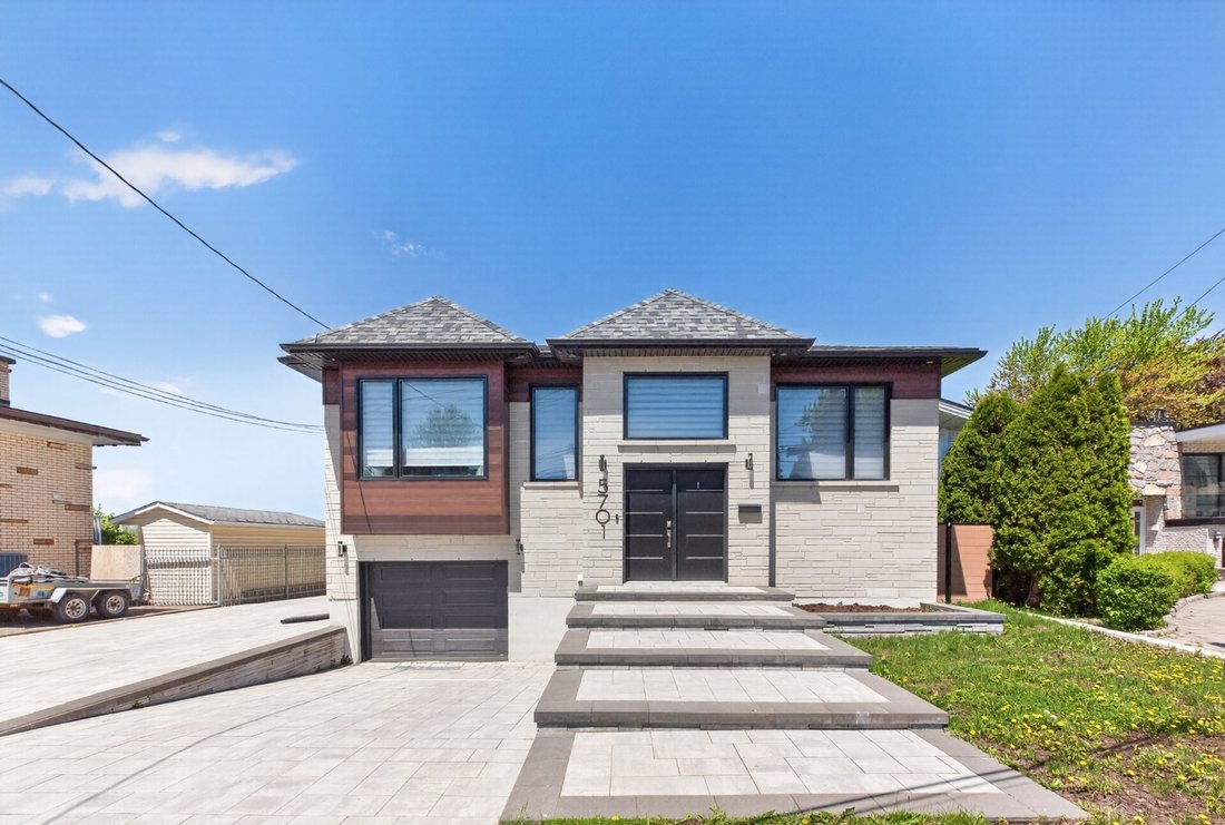 House in Montreal, Quebec, Canada 3 - 18452250