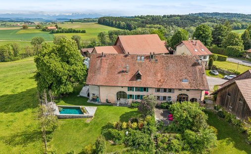 Farm Ranch in Champtauroz, Vaud, Switzerland 1