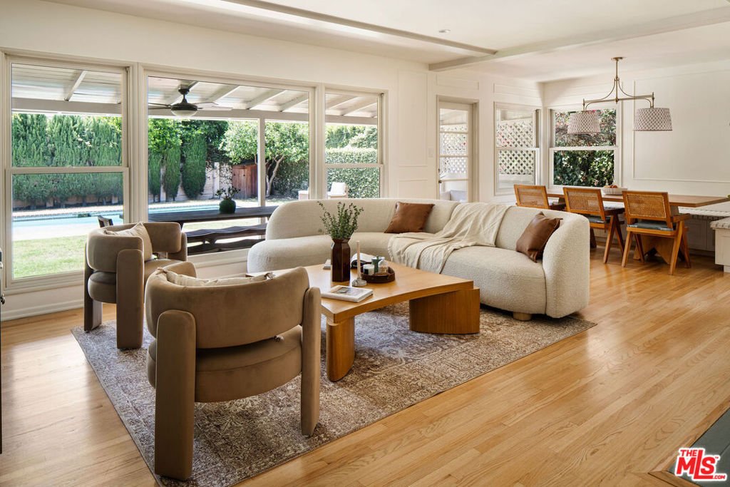 House in Los Angeles, California, United States 4 - 18449871