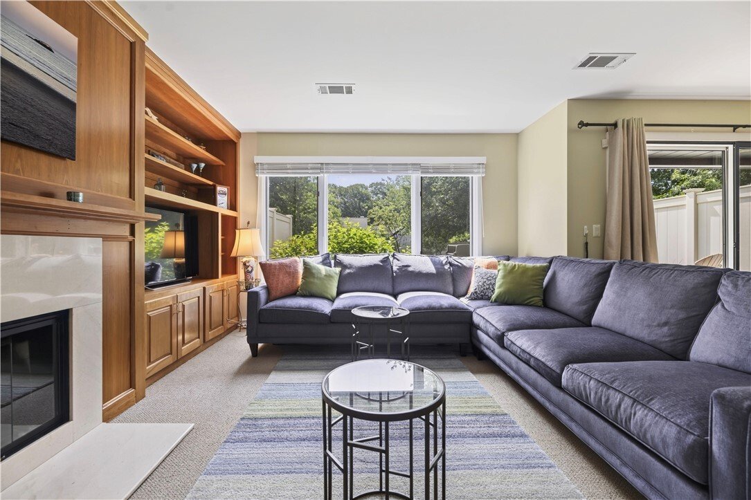 Condo in Narragansett, Rhode Island, United States 4 - 18446060