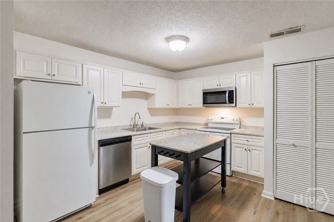 Condo in Athens, Georgia, United States 5 - 18446774