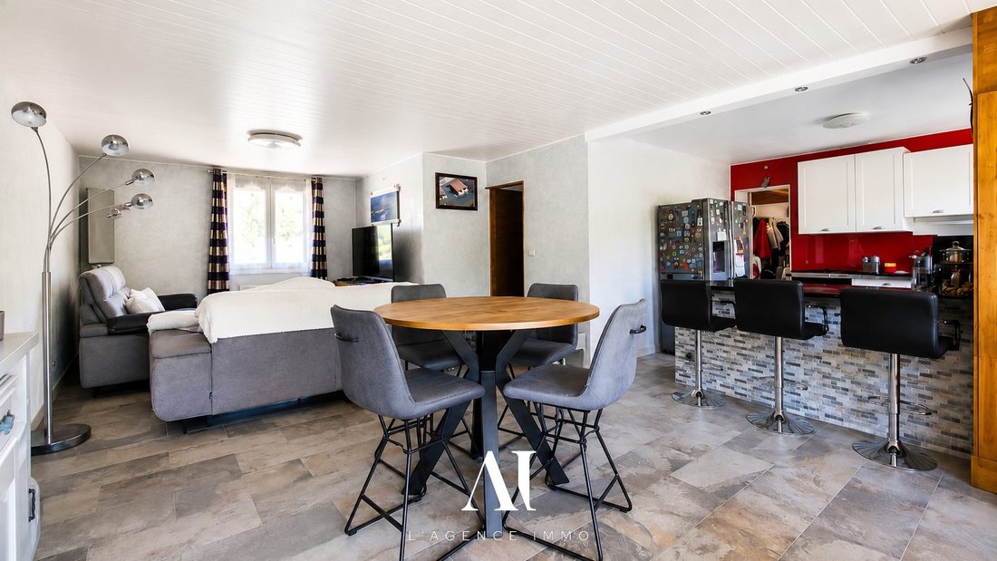 House in Bons-en-Chablais, Auvergne-Rhône-Alpes, France 2 - 18452503