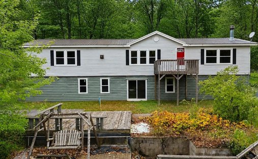 House in Lakewood, Wisconsin, United States 1
