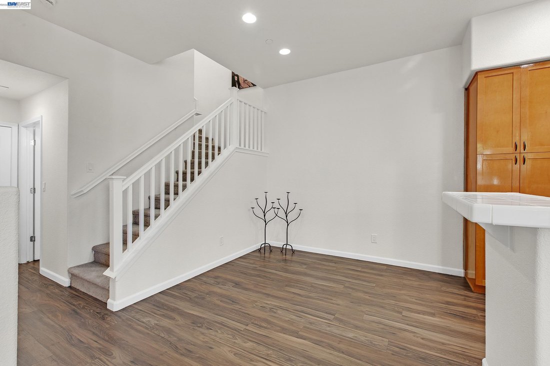 Condo in Milpitas, California, United States 3 - 18449328