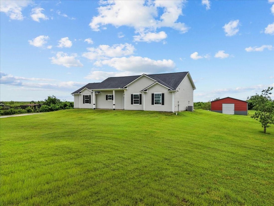 House in Hitchcock, Texas, United States 1 - 18451174