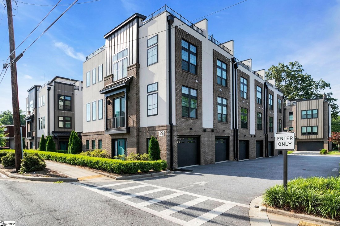 Townhouse in Greenville, South Carolina, United States 3 - 18446051