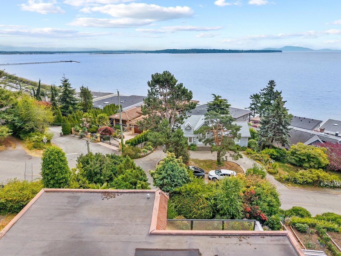 House in White Rock, British Columbia, Canada 3 - 18452355