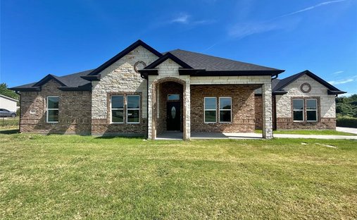 House in Springtown, Texas, United States 1