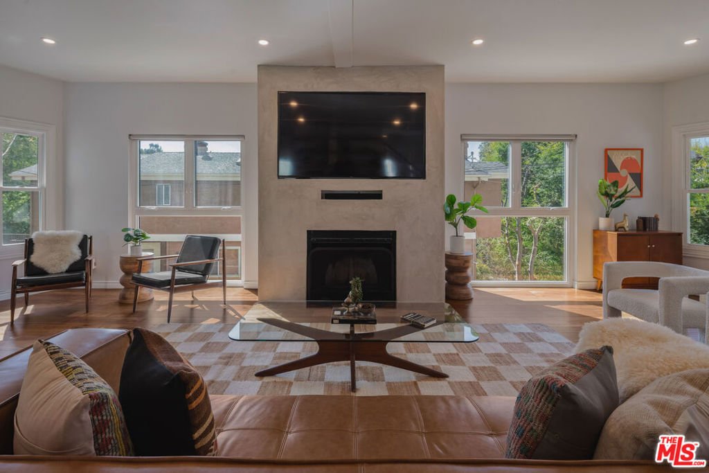 House in Los Angeles, California, United States 5 - 18449825