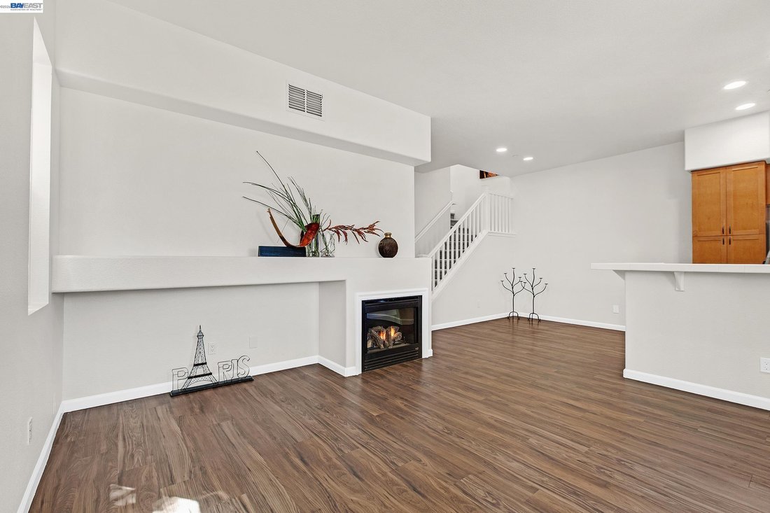 Condo in Milpitas, California, United States 1 - 18449328
