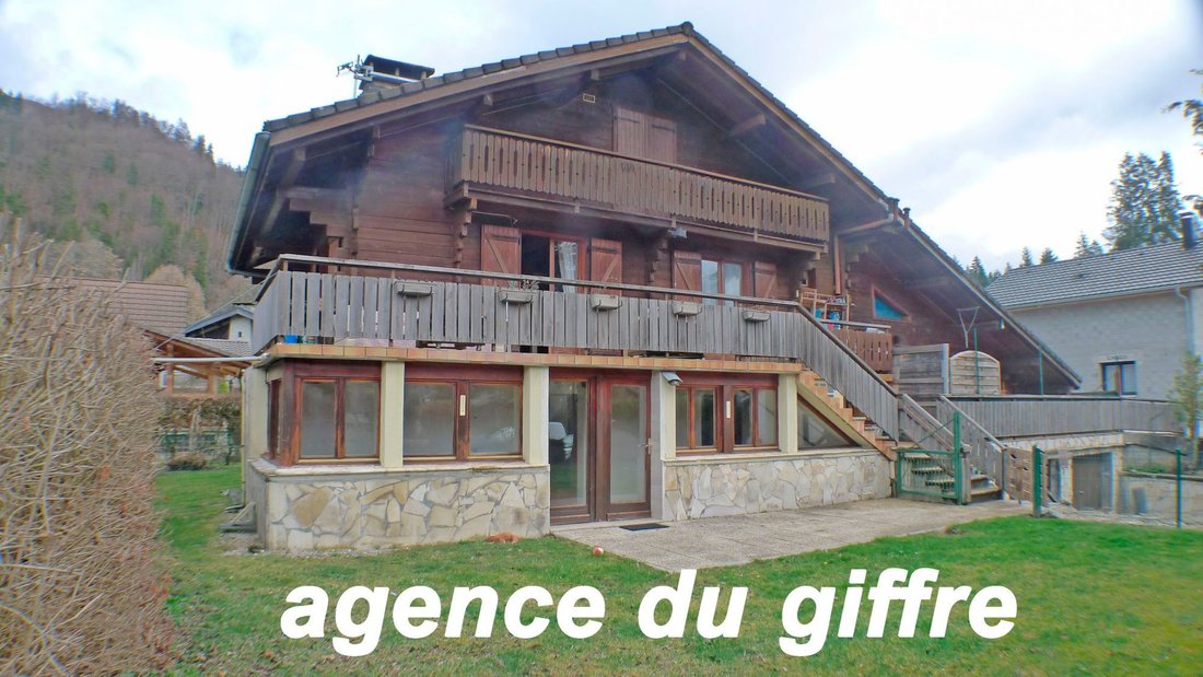 Chalet in Verchaix, Auvergne-Rhône-Alpes, France 1 - 13903136