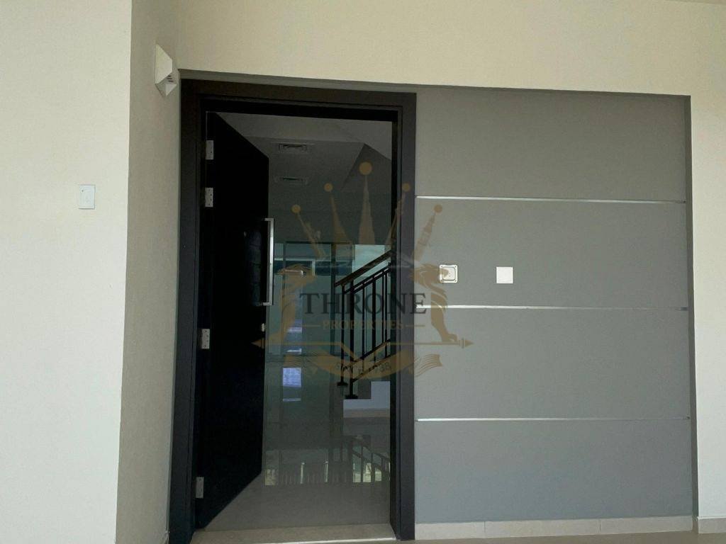 Townhouse in Damac Hills 2, Dubai, United Arab Emirates 4 - 18450200