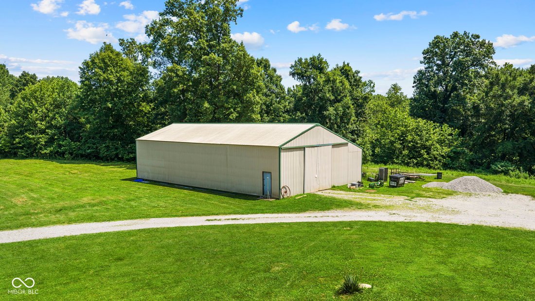 House in Terre Haute, Indiana, United States 3 - 18446641
