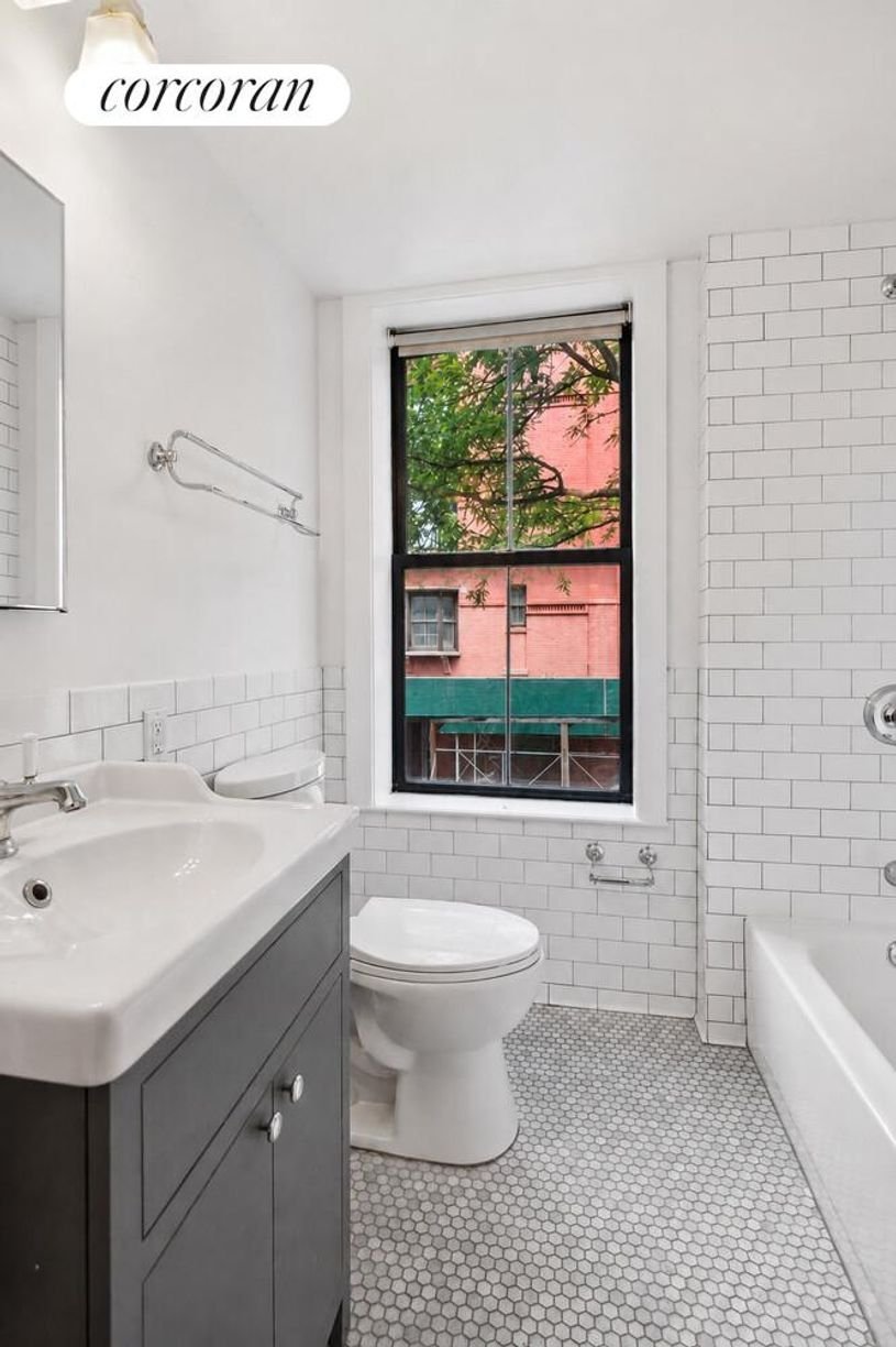 Condo in New York, New York, United States 5 - 18223674