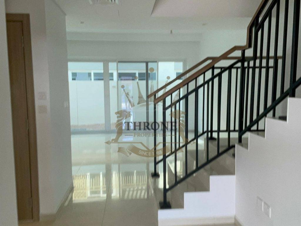 Townhouse in Damac Hills 2, Dubai, United Arab Emirates 5 - 18450200